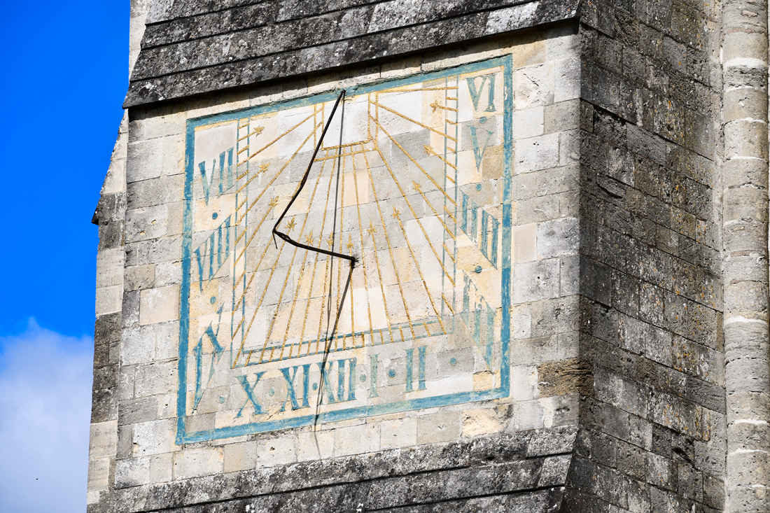 Cadran solaire, cathédrale de Chichester © French Moments