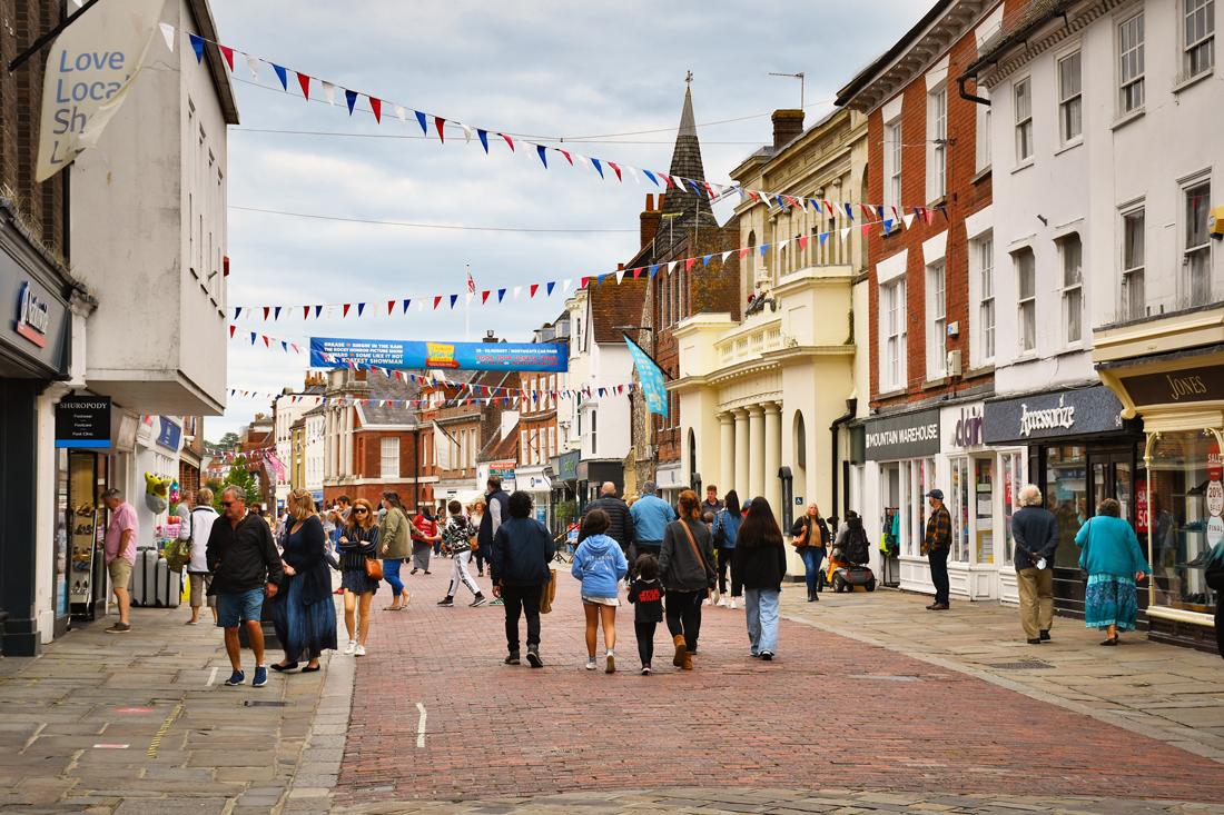 Visite de Chichester - North Street © French Moments