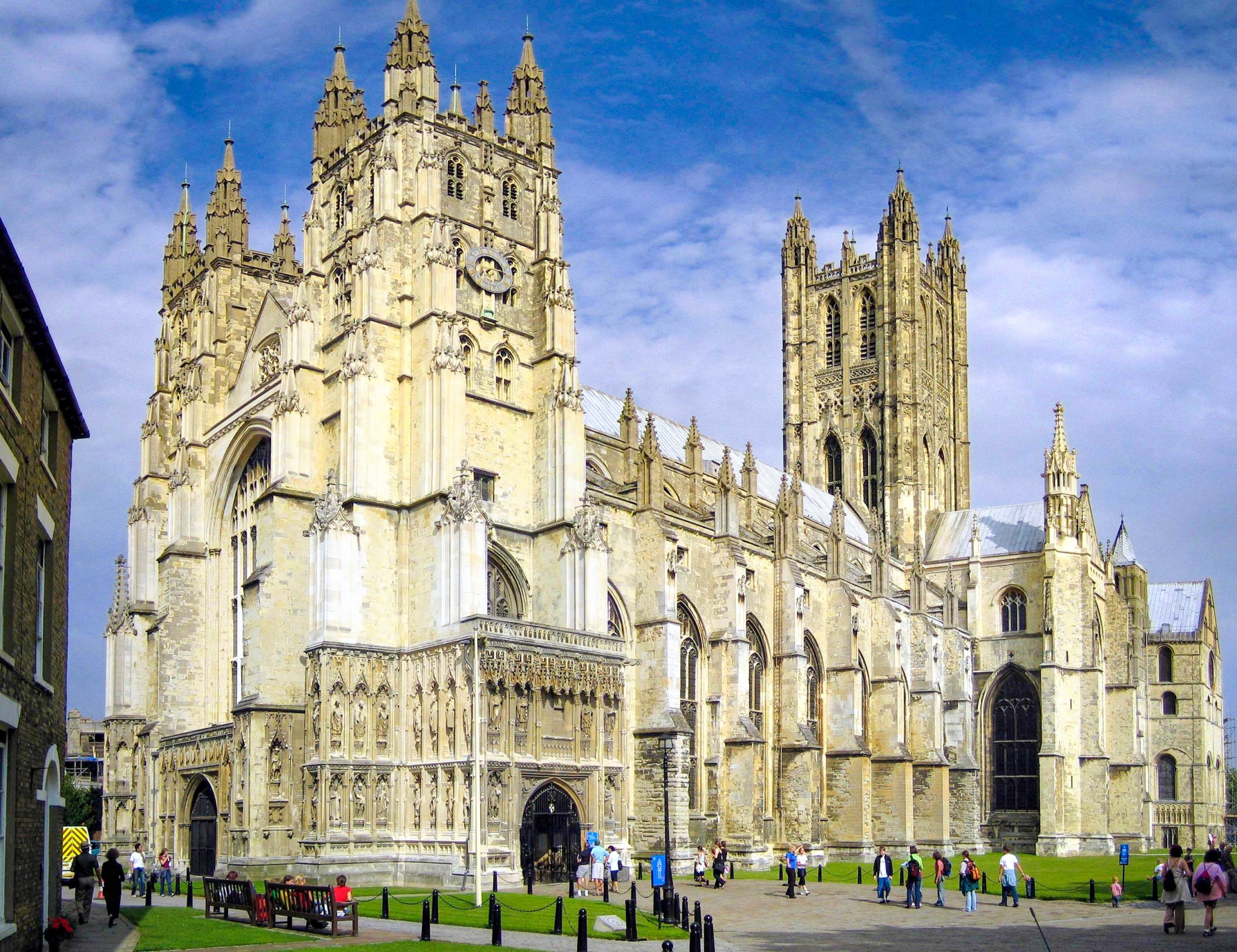 Canterbury Cathedral © Hans Musil - licence [CC BY-SA 4.0] from Wikimedia Commons