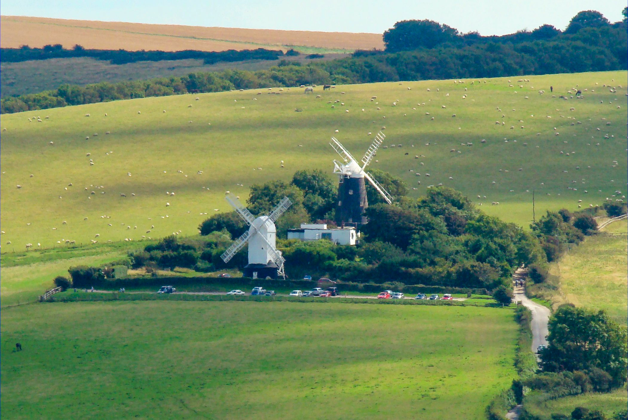 Clayton Windmills. Photo Cupcakekid (Public Domain via Wikimedia Commons)
