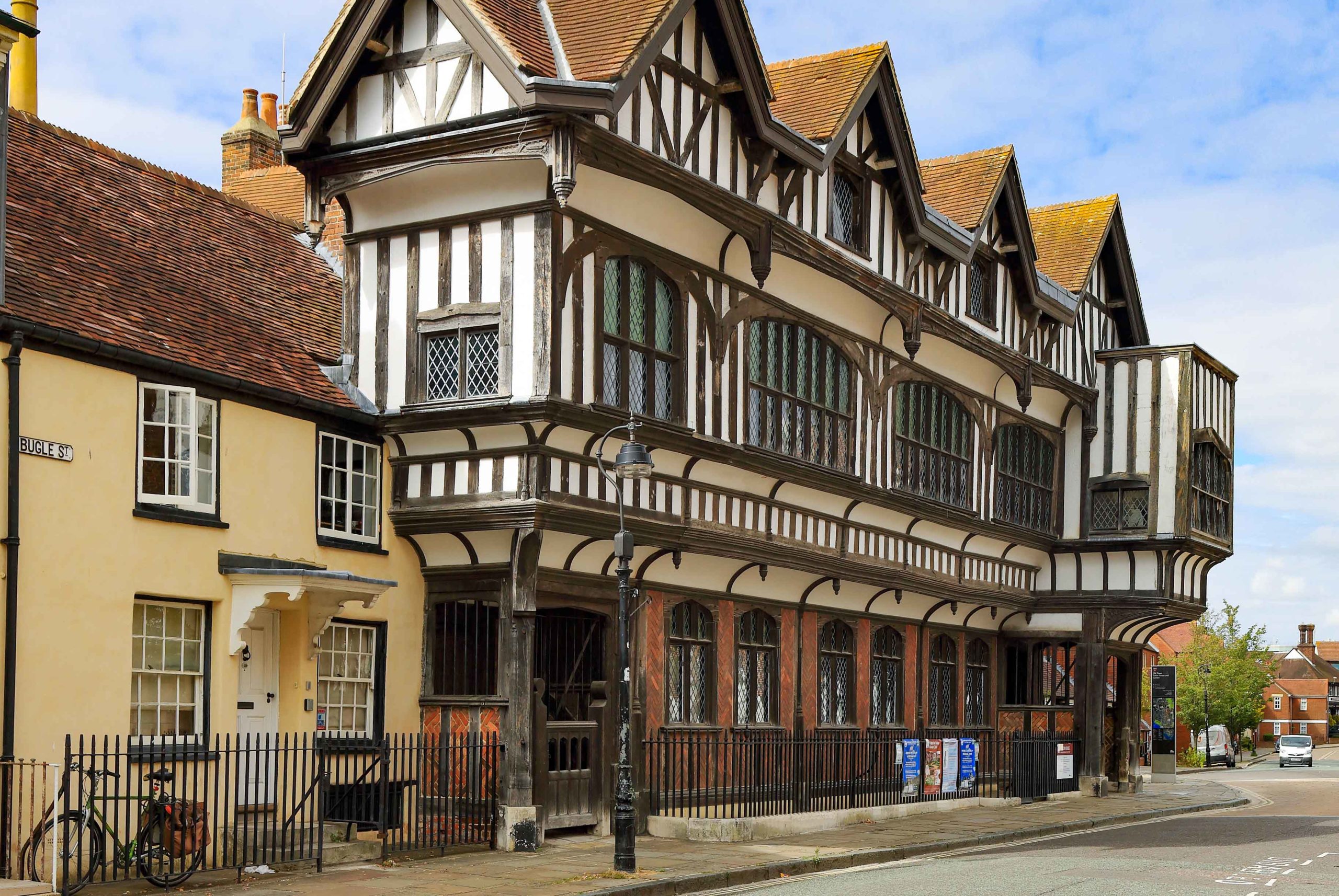 Southampton Tudor House © Martin Falbisoner - licence [CC BY-SA 4.0] from Wikimedia Commons