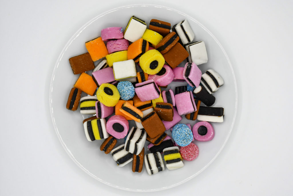 Liquorice Allsorts de Bassetts de délicieux bonbons anglais à la