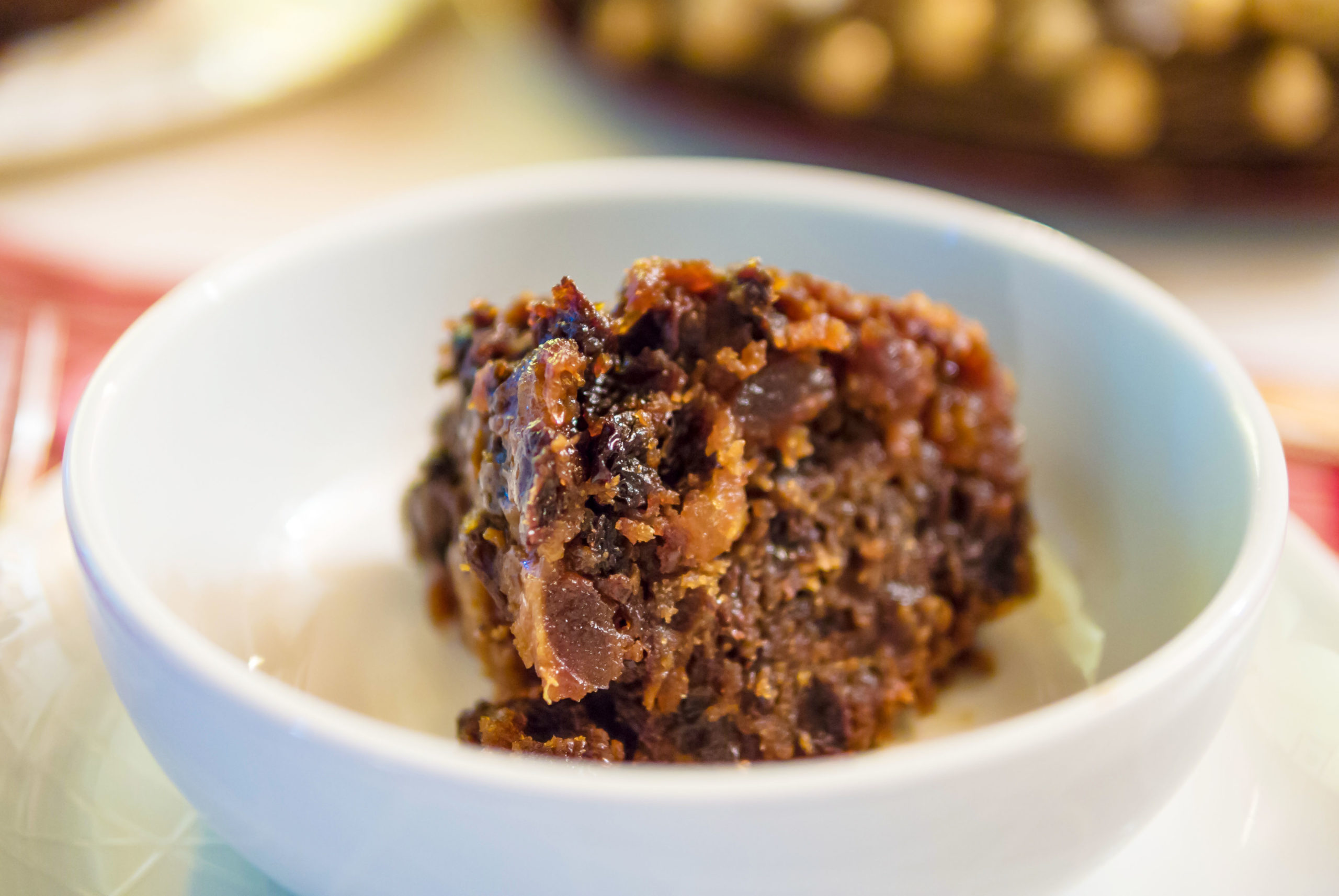 Christmas pudding © James Petts - licence [CC BY-SA 2.0] from Wikimedia Commons