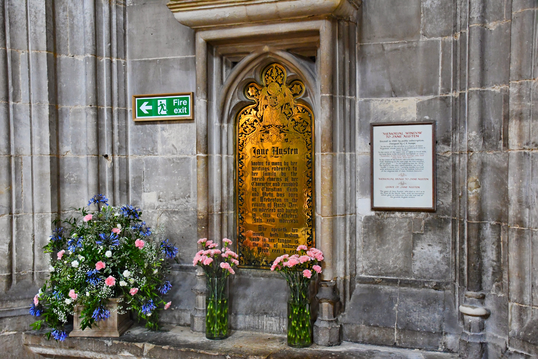 Le tombeau de Jane Austen dans la cathédrale de Winchester © French Moments