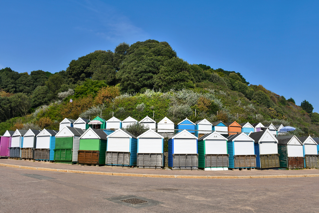 Beach huts, Bournemouth © French Moments