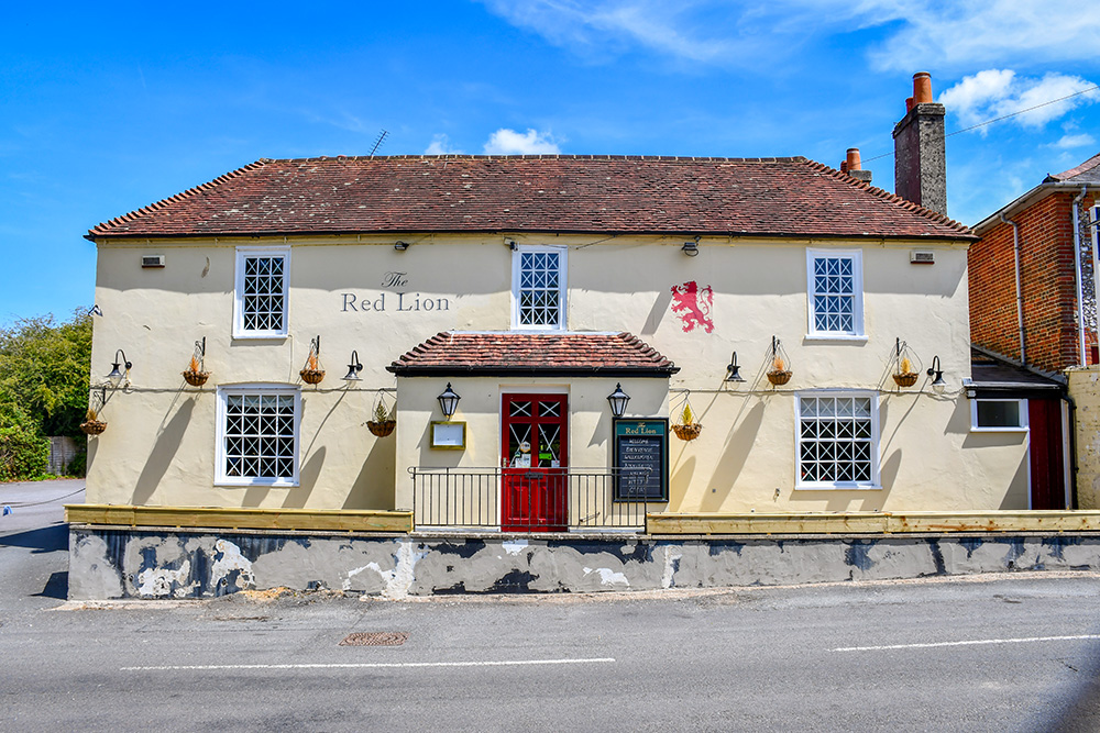 Pub The Red Lion à Southwick © French Moments