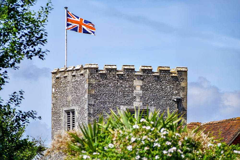 St. James without the priory gate à Southwick © French Moments © French Moments