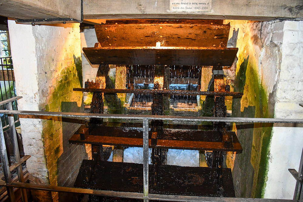 Moulin à eau © French Moments