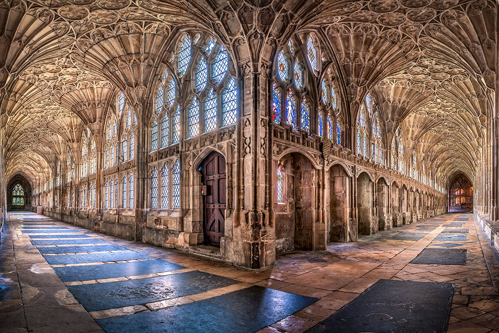 Gloucester Cathedral Cloisters. Photo by Christopher JT Cherrington - licence [CC BY-SA 4.0] from Wikimedia Commons